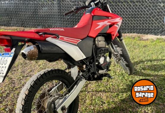 Motos - Honda XR 250 tornado 2018 Nafta 35000Km - En Venta