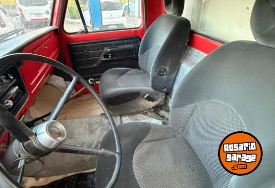 Camiones y Grúas - Ford F-250 Perkins 6 1975 - En Venta