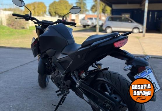 Motos - Honda Twister 300 2025 Nafta 500Km - En Venta