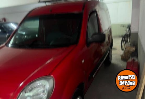 Utilitarios - Renault Kangoo confort 2011 GNC 170000Km - En Venta
