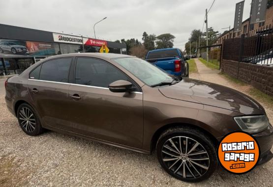 Autos - Volkswagen VENTO 2.0 TSI 2011 Nafta 220000Km - En Venta