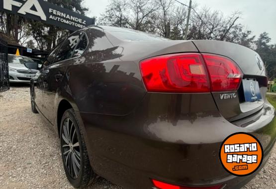 Autos - Volkswagen VENTO 2.0 TSI 2011 Nafta 220000Km - En Venta