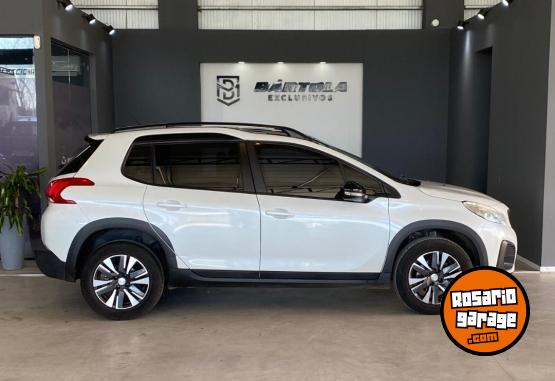 Autos - Peugeot 2008 Feline Tiptronic 1.6 2022 Nafta 64600Km - En Venta