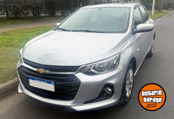Autos - Chevrolet Onix Tech Onstar 2020 Nafta 68400Km - En Venta