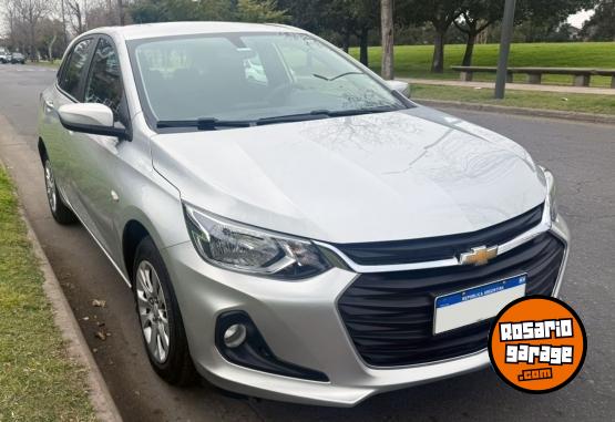 Autos - Chevrolet Onix Tech Onstar 2020 Nafta 68400Km - En Venta