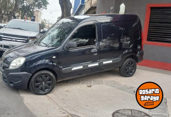 Utilitarios - Renault Kangoo 2016 GNC 155000Km - En Venta