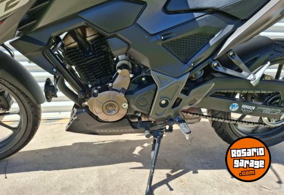 Motos - Honda CB300F Twister 2023 Nafta 5900Km - En Venta