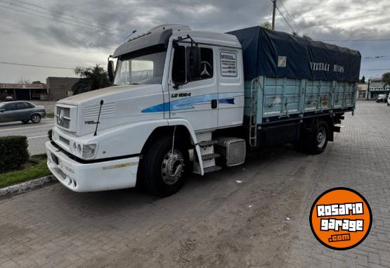 Camiones y Gr�as - Merces Benz 1634 - En Venta