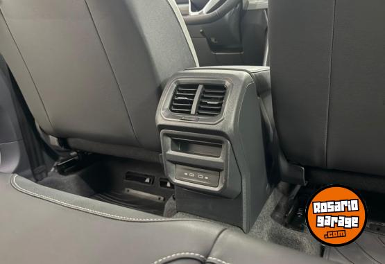 Autos - Volkswagen Taos Comfortline 2025 Nafta 28000Km - En Venta