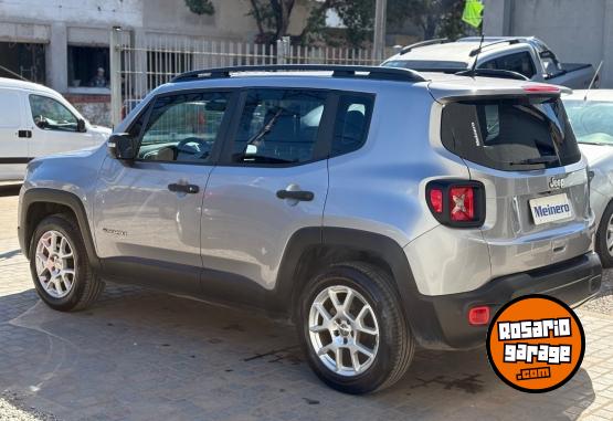 Camionetas - Chrysler JEEP RENEGADE 1.8L SPORT 2022 Nafta 93954Km - En Venta