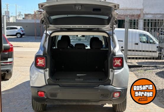 Camionetas - Chrysler JEEP RENEGADE 1.8L SPORT 2022 Nafta 93954Km - En Venta