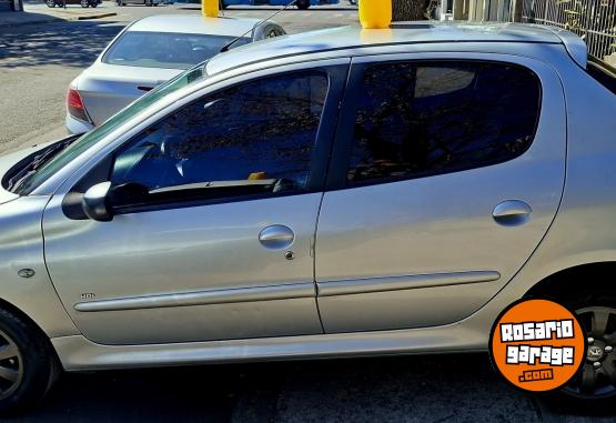 Autos - Peugeot 207 2011 Diesel 234000Km - En Venta