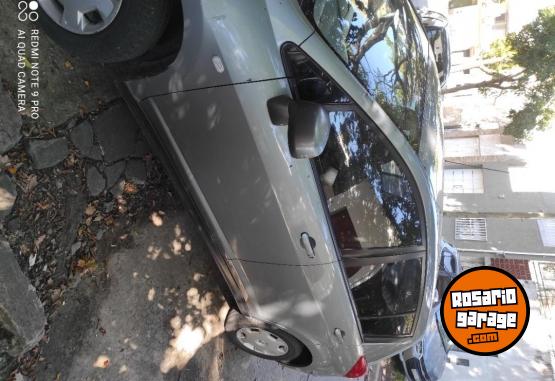 Autos - Nissan Tiida 2010 Nafta 120000Km - En Venta