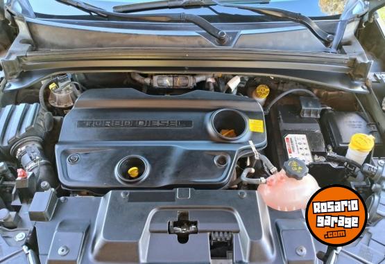 Camionetas - Fiat Toro Volcano 2023 Diesel 124900Km - En Venta