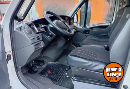 Camiones y Gr�as - Iveco  55c17 - En Venta