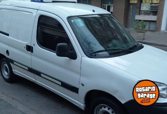 Utilitarios - Citroen Berlingo 2020 Diesel 160000Km - En Venta
