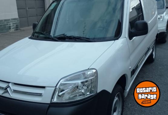 Utilitarios - Citroen Berlingo 2020 Diesel 160000Km - En Venta