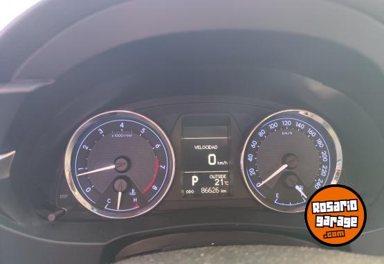 Autos - Toyota Corolla 2017 Nafta 86000Km - En Venta