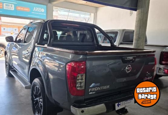 Camionetas - Nissan Frontier DC 4x4 LE AT 2019 Diesel 140000Km - En Venta