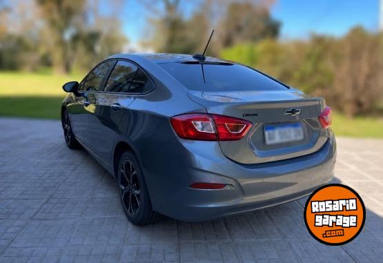 Autos - Chevrolet Cruze Midgight 2022 Nafta 69500Km - En Venta