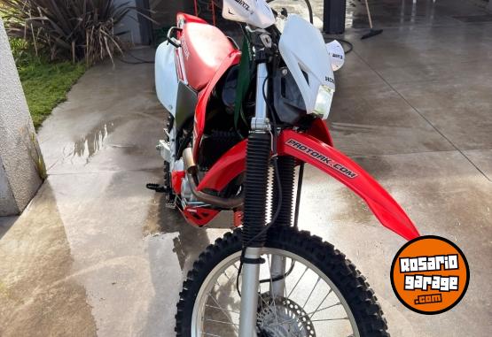 Motos - Honda Tornado 2021 Nafta 12000Km - En Venta