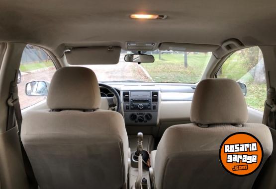 Autos - Nissan Tiida Visia 2011 Nafta 178000Km - En Venta