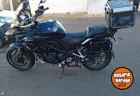 Motos - Benelli TRK 502 2022 Nafta 22000Km - En Venta