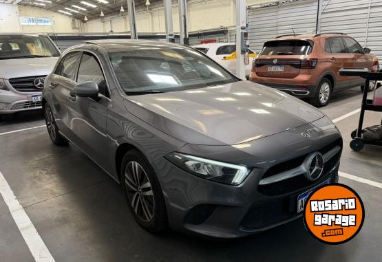Autos - Mercedes Benz A200 2022 Nafta 62000Km - En Venta