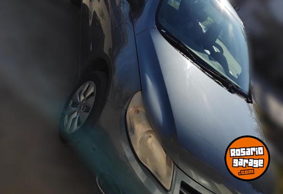 Autos - Volkswagen Gol trend 2011 Nafta 250000Km - En Venta