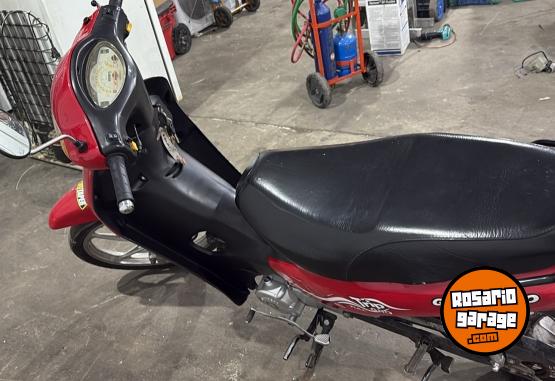 Motos - Guerrero Trip 110 2010 Nafta 9000Km - En Venta