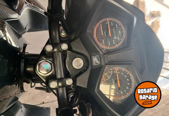 Motos - Honda Twitter 125 2025 Nafta 5000Km - En Venta
