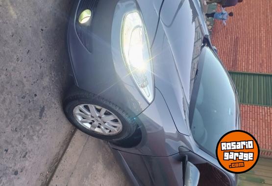 Autos - Renault Fluence dynamique 2.0 2011 Nafta 119000Km - En Venta