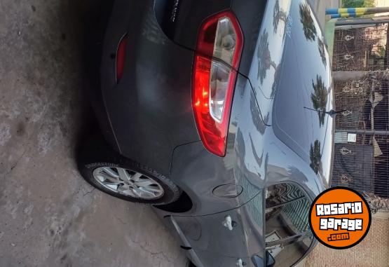 Autos - Renault Fluence dynamique 2.0 2011 Nafta 119000Km - En Venta