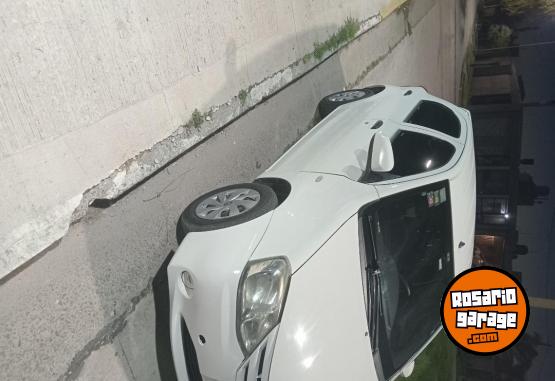 Autos - Toyota ETIOS XS 2014 Nafta 84000Km - En Venta