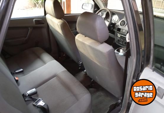 Autos - Volkswagen Gol Power 2010 Nafta 129000Km - En Venta