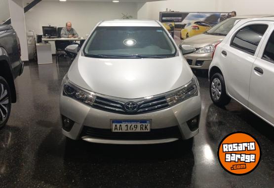 Autos - Toyota Corolla 2017 Nafta 90000Km - En Venta