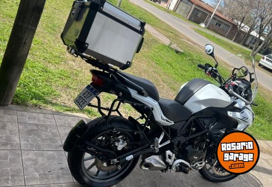 Motos - Benelli TRK 502 2022 Nafta 14900Km - En Venta