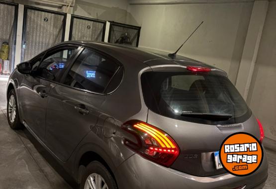 Autos - Peugeot 208 Allure Pack N 2016 Nafta 92000Km - En Venta