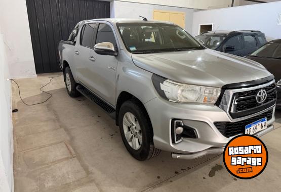 Camionetas - Toyota HILUX 2019 Diesel 220000Km - En Venta