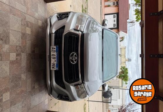 Camionetas - Toyota HILUX 2019 Diesel 220000Km - En Venta