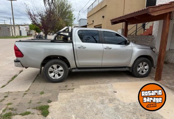 Camionetas - Toyota HILUX 2019 Diesel 220000Km - En Venta