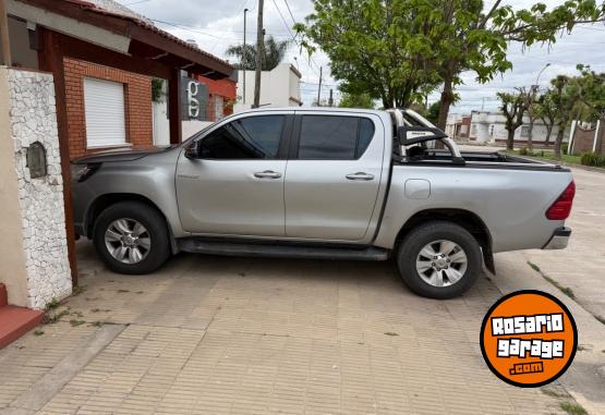 Camionetas - Toyota HILUX 2019 Diesel 220000Km - En Venta
