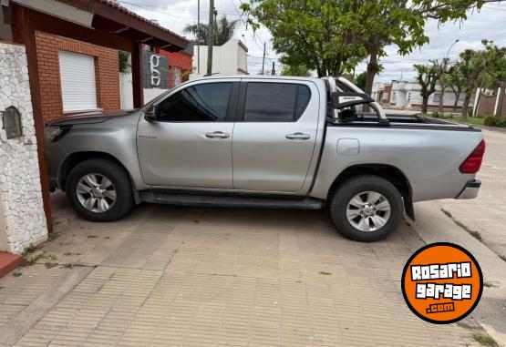 Camionetas - Toyota HILUX 2019 Diesel 220000Km - En Venta