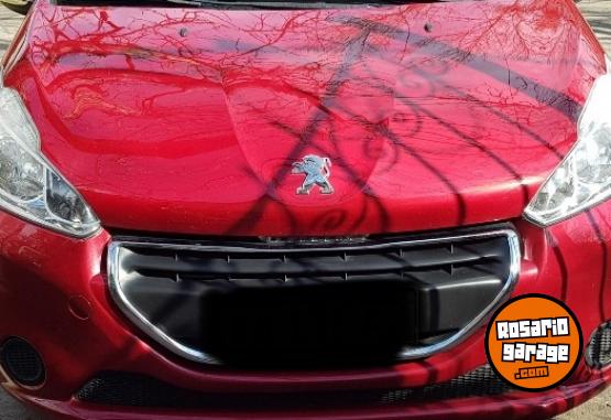 Autos - Peugeot Active 2016 Nafta 130000Km - En Venta
