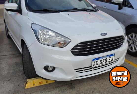 Autos - Ford Ka 2018 GNC 140000Km - En Venta