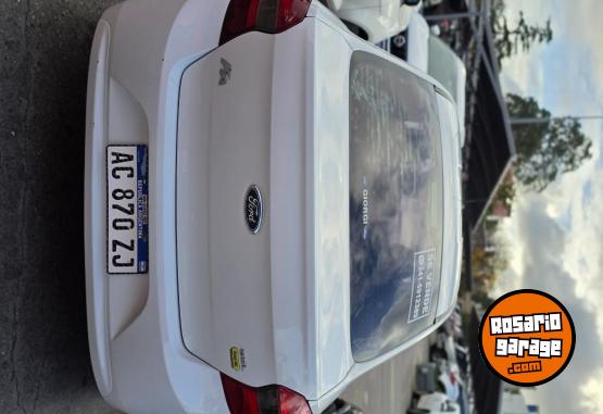 Autos - Ford Ka 2018 GNC 140000Km - En Venta