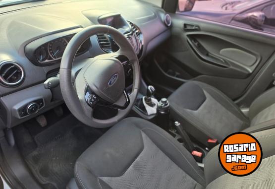 Autos - Ford Ka 2018 GNC 140000Km - En Venta
