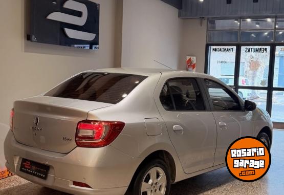 Autos - Renault Logan privilege 2017 GNC 150000Km - En Venta