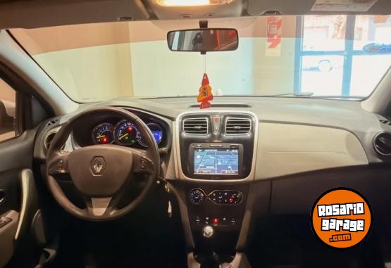 Autos - Renault Logan privilege 2017 GNC 150000Km - En Venta