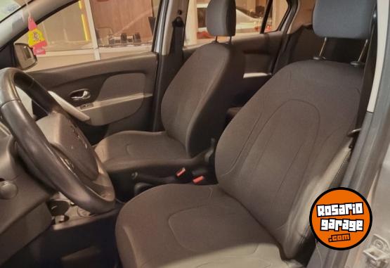 Autos - Renault Logan privilege 2017 GNC 150000Km - En Venta
